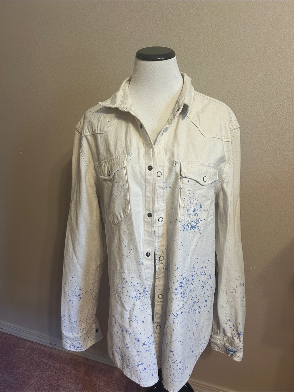 Zara Off-White Button-Down Shirt with Blue Splatter Accents